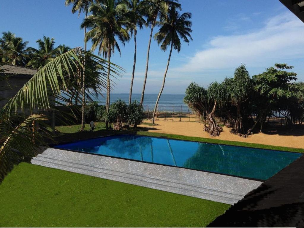 Coco Royal Beach Resort Kalutara Exteriör bild